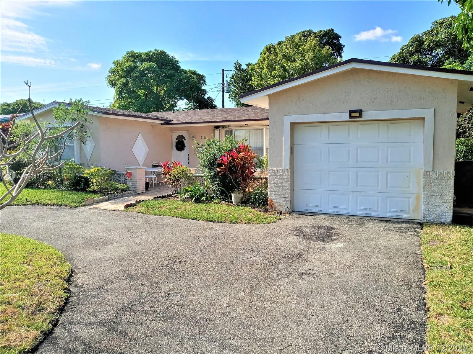 2191 NW 32nd Ter, Lauderdale Lakes, FL 33311