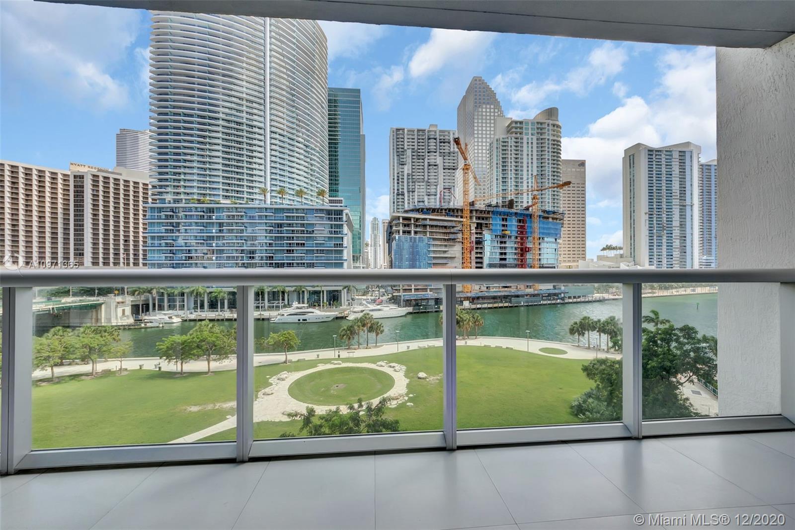 Miami, FL 33131,475 Brickell Ave #614