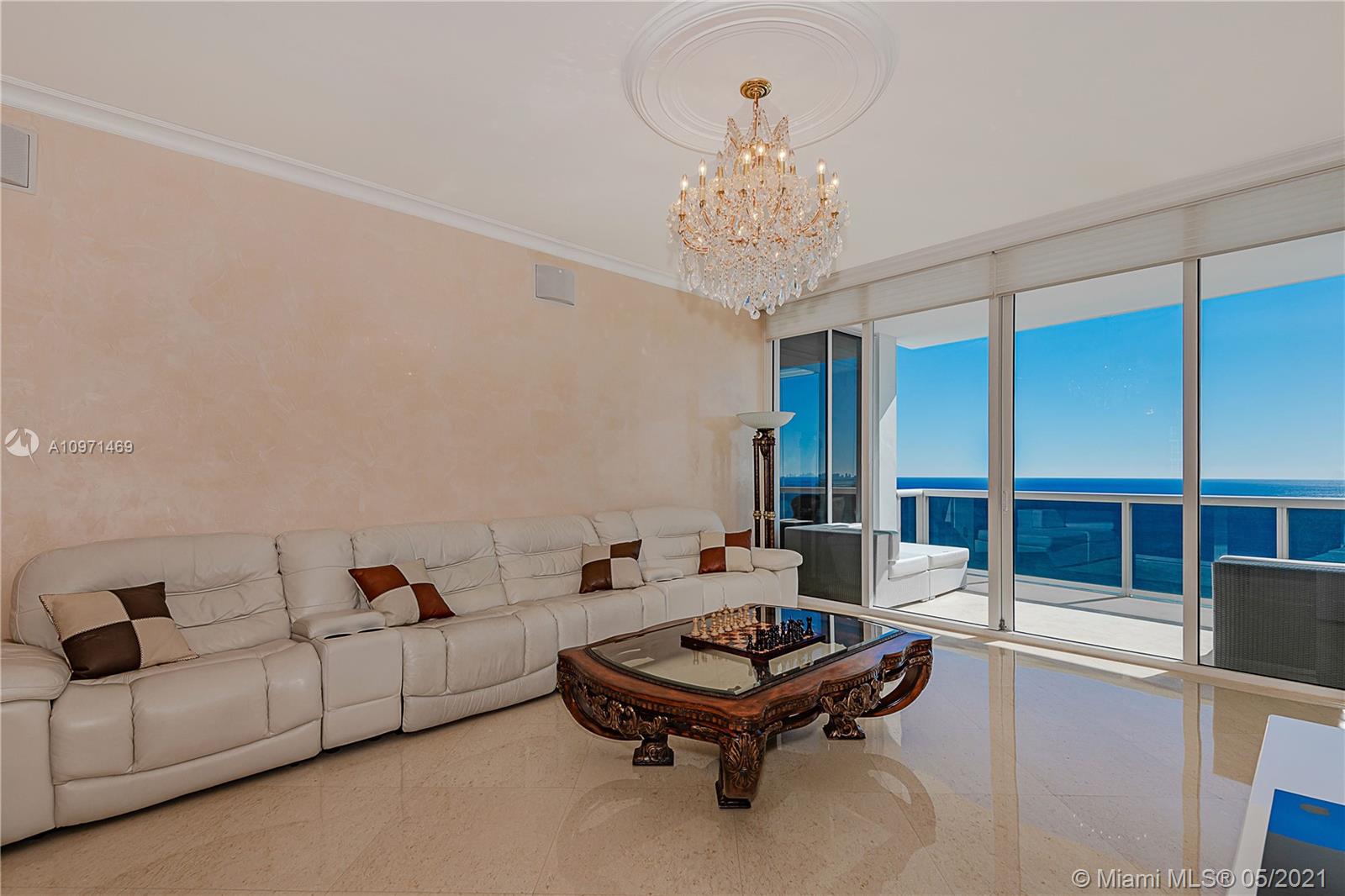 Sunny Isles Beach, FL 33160,18101 Collins Ave #4702