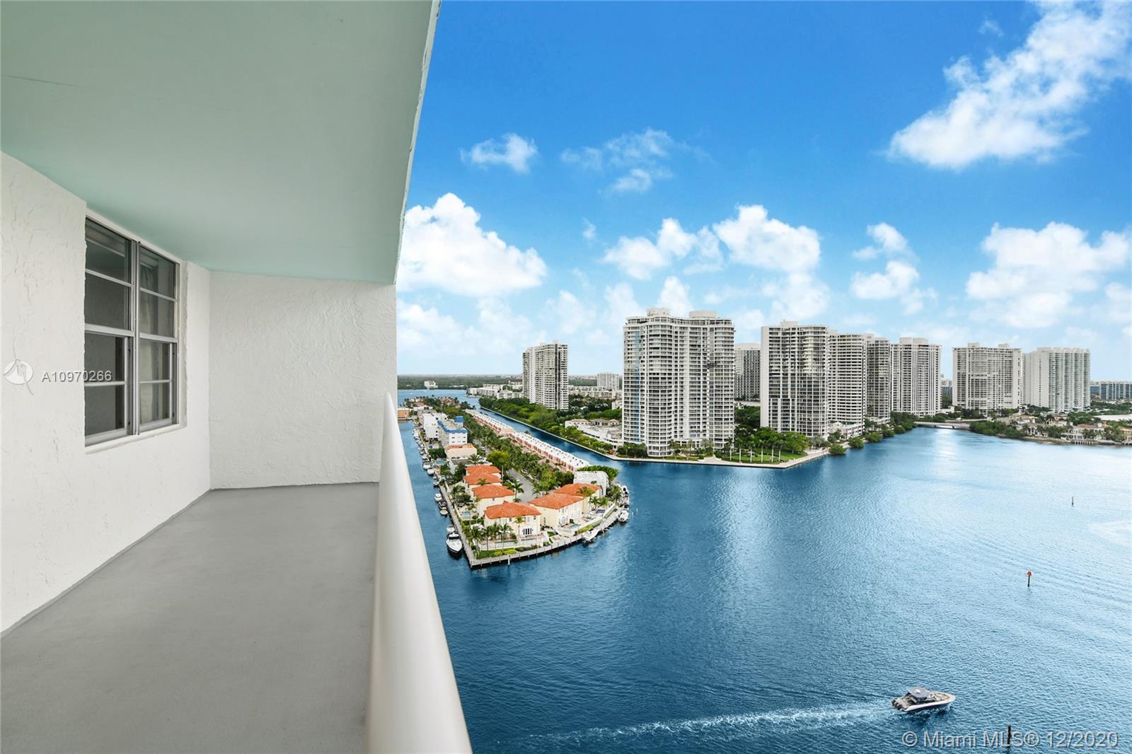 Sunny Isles Beach, FL 33160,301 174th St #2301