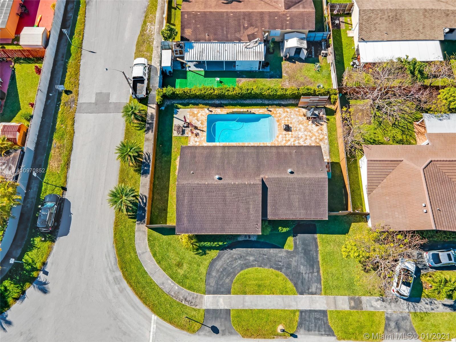 6532 SW 106th Ave,  Miami,  FL 33173
