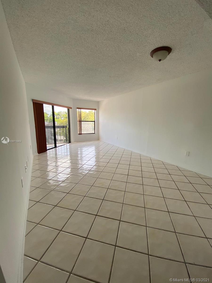 Miami, FL 33186,13255 SW 88th Ln #403-CS