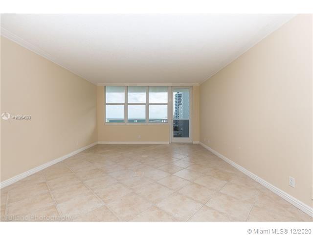 Hollywood, FL 33019,3725 S Ocean Dr #1004