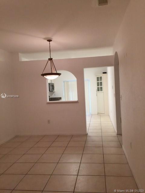 Hialeah, FL 33015,6912 NW 179th St #106-3