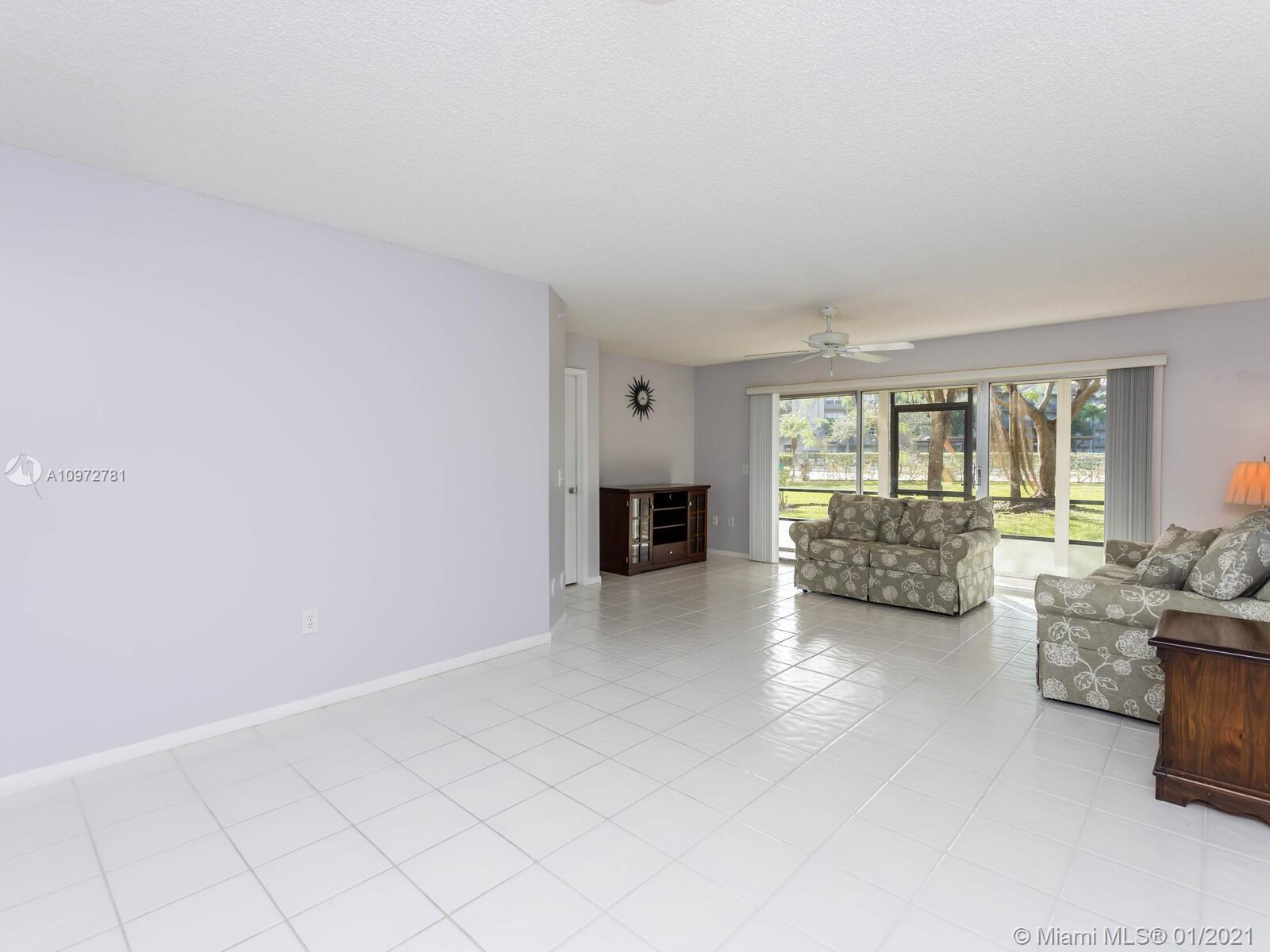 Pembroke Pines, FL 33027,550 SW 137th Ave #L114