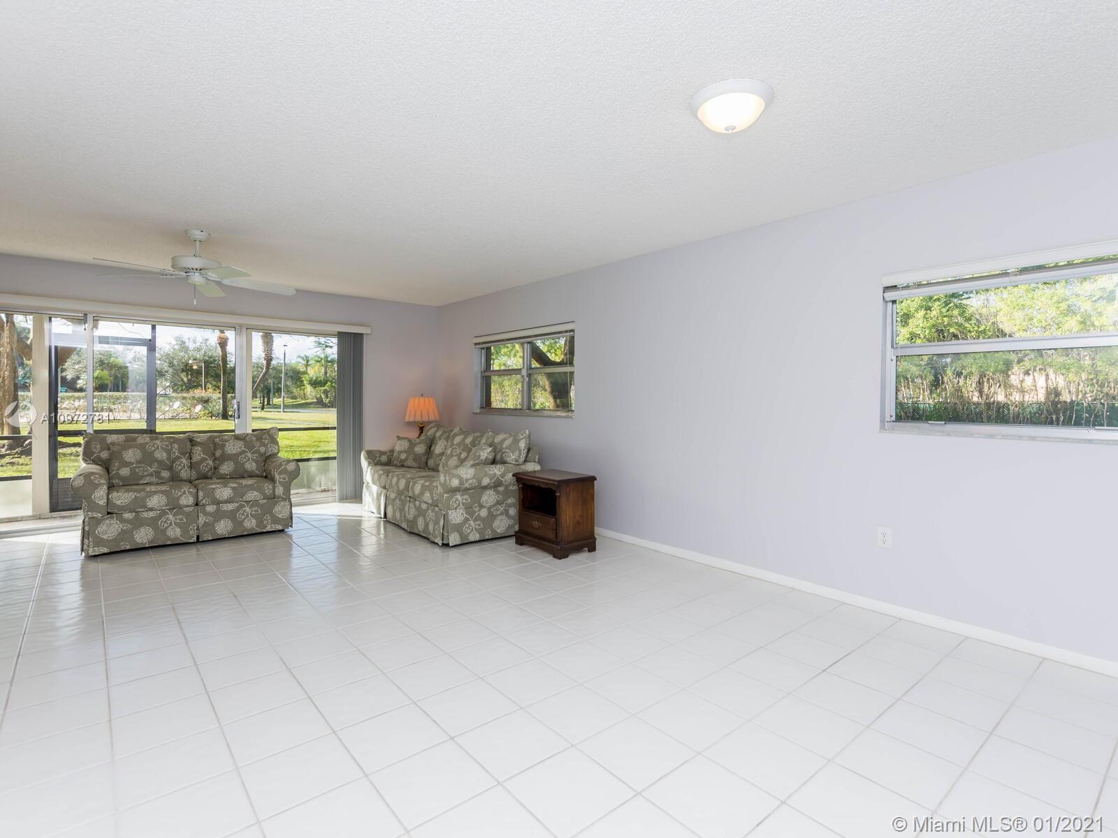 Pembroke Pines, FL 33027,550 SW 137th Ave #L114