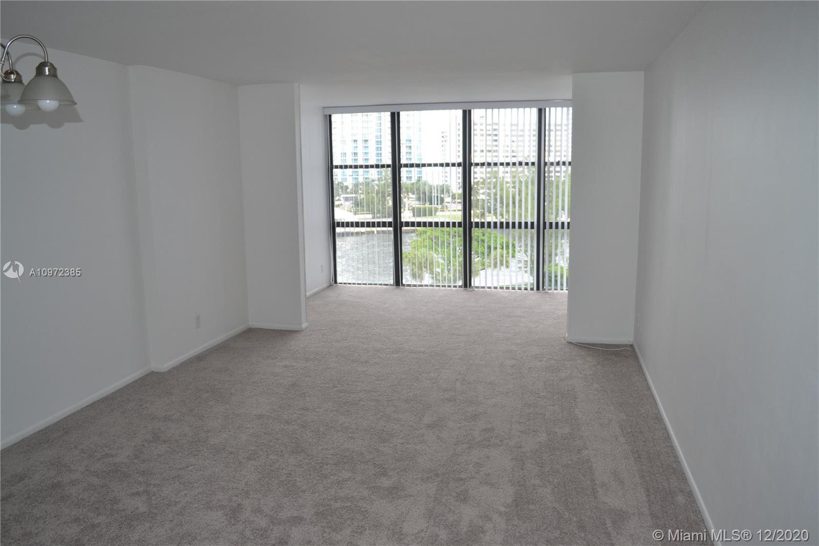 Hallandale Beach, FL 33009,800 Parkview Dr #726