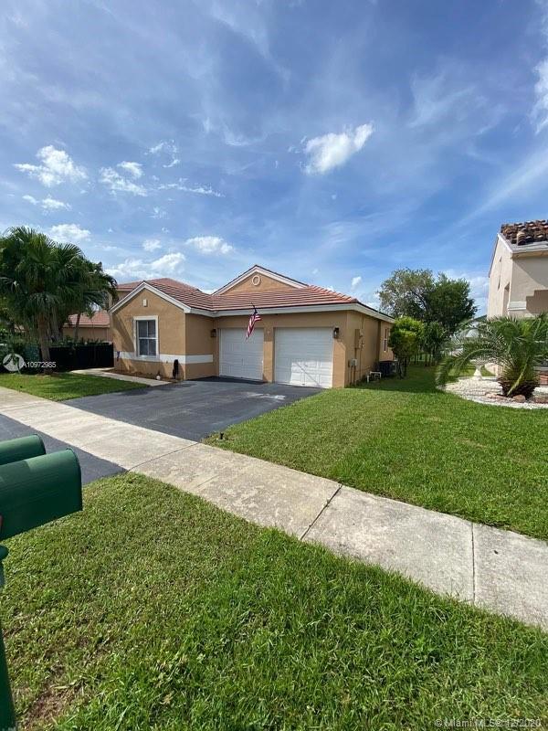 18585 NW 18th St, Pembroke Pines, FL 33029