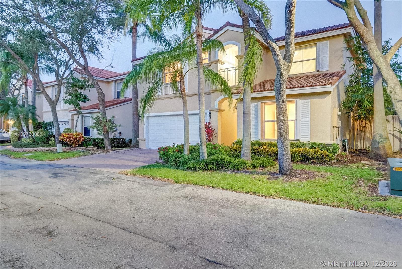 Hollywood, FL 33019,1065 Weeping Willow Way