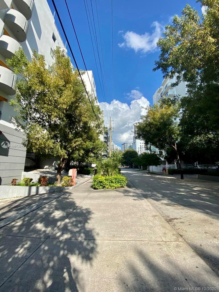 Miami, FL 33129,1712 SW 2nd Ave #303