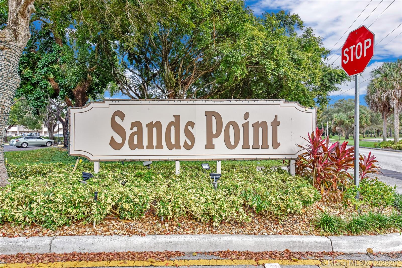 8380 Sands Point Blvd #J305, Tamarac, FL 33321