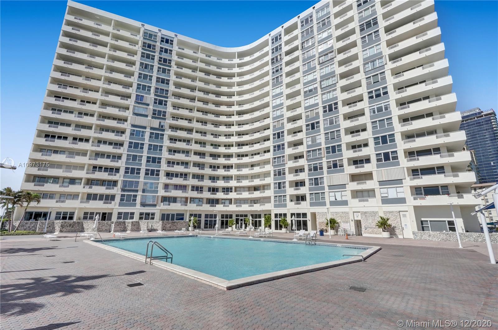 Hallandale Beach, FL 33009,3180 S Ocean Dr #709