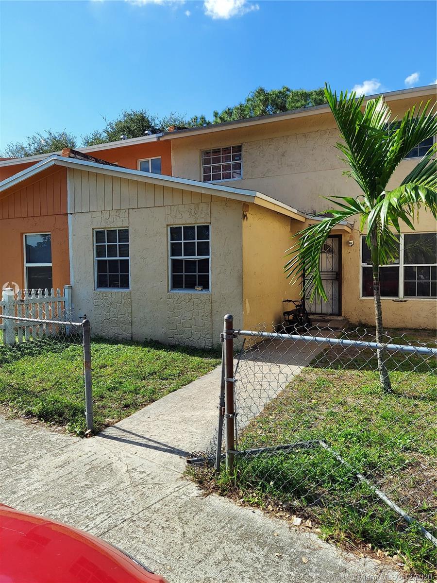 21008 NW 39th Ave, Miami Gardens, FL 33055