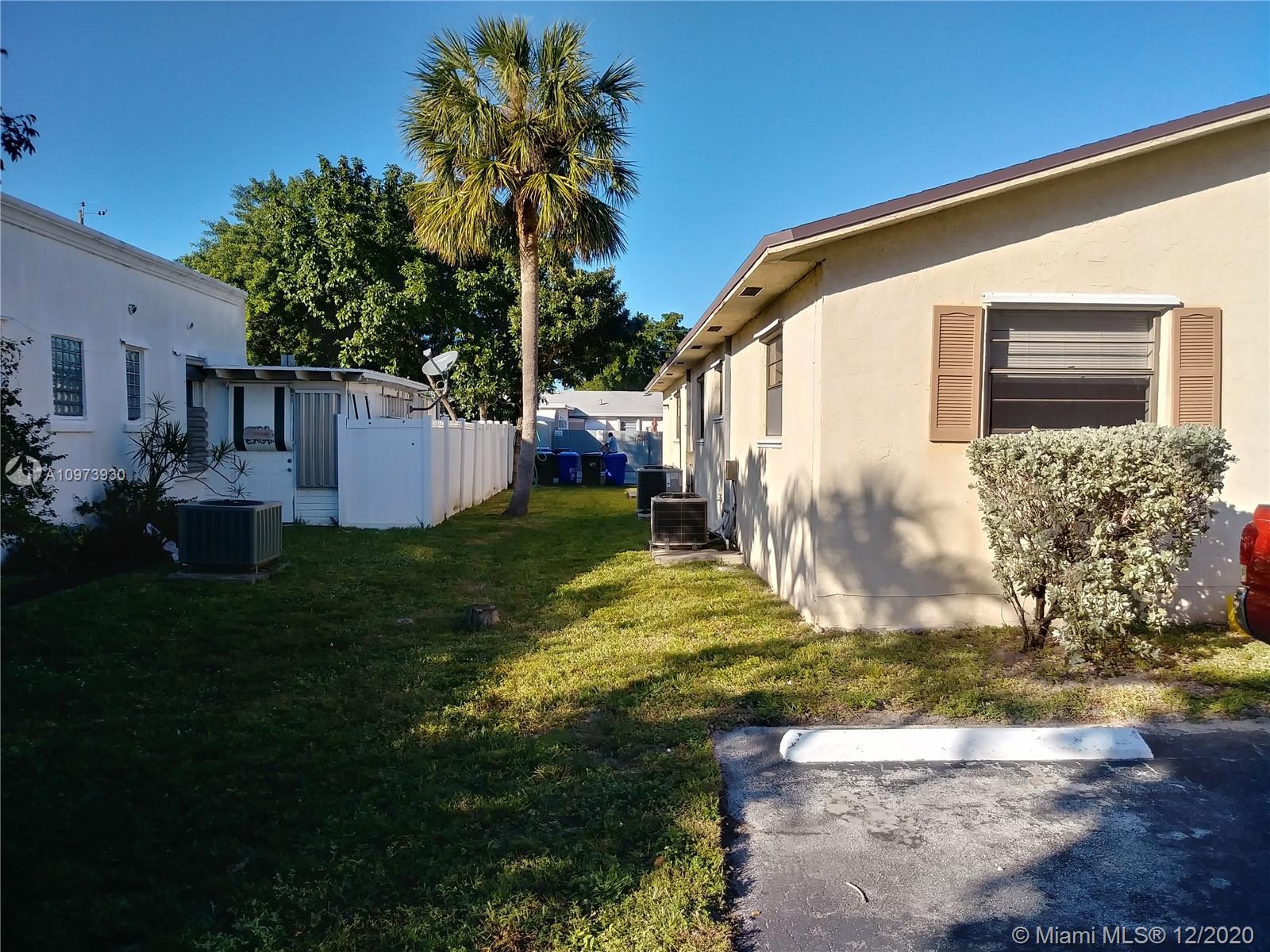 Hollywood, FL 33020,1717 Shenandoah St