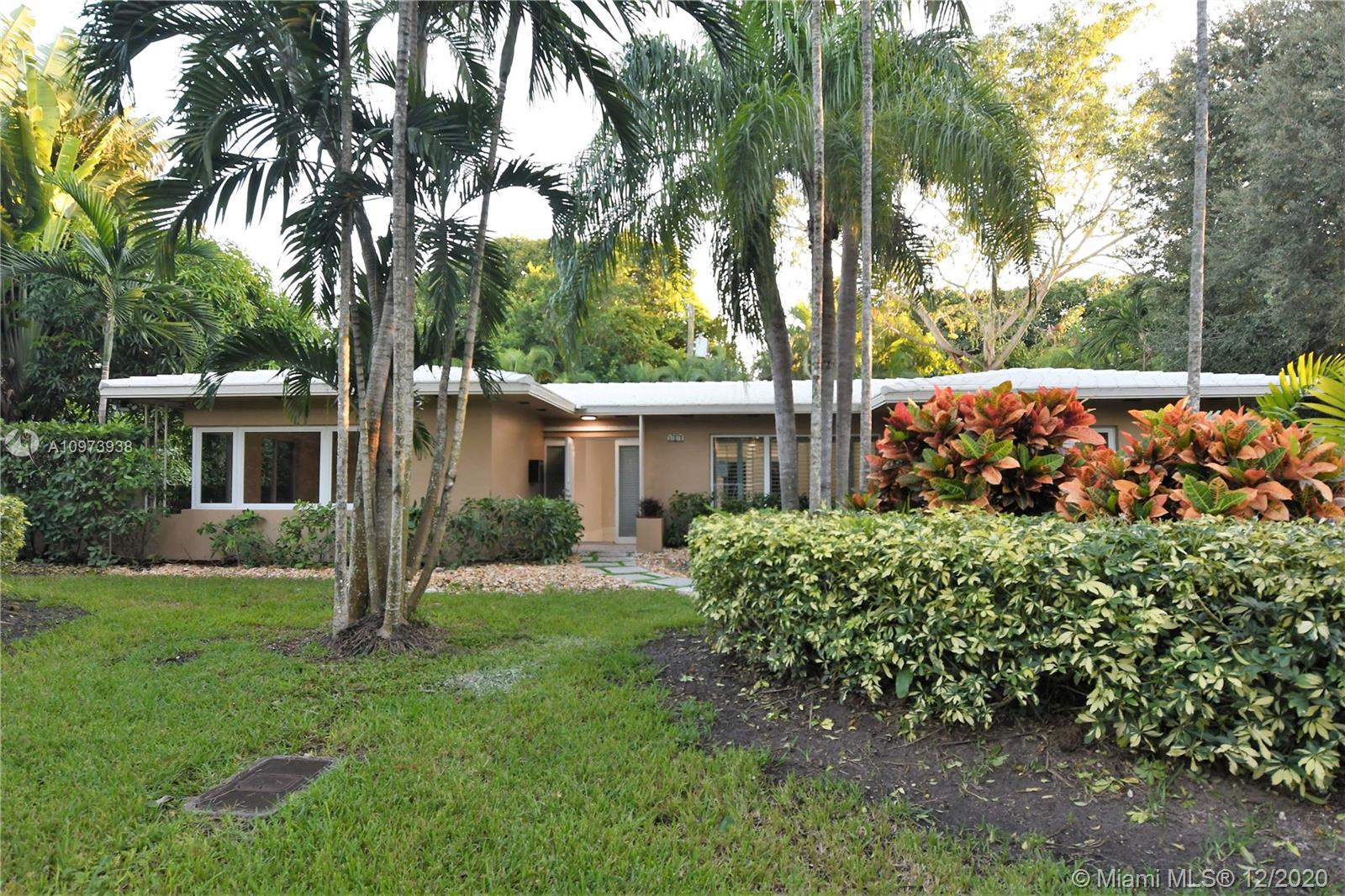 Photo 1 of 314 Manor Pl in Coral Gables - MLS A10973938
