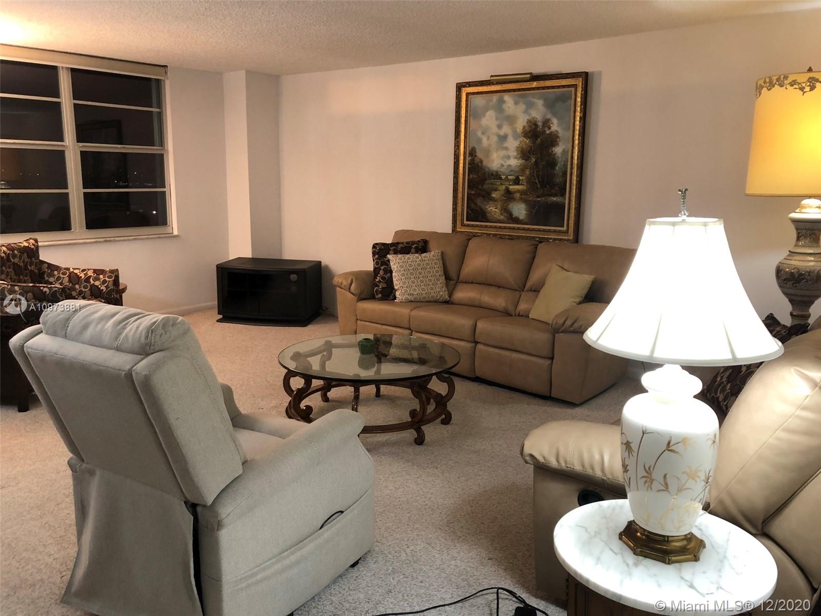 Bay Harbor Islands, FL 33154,10000 W Bay Harbor Dr #PH3