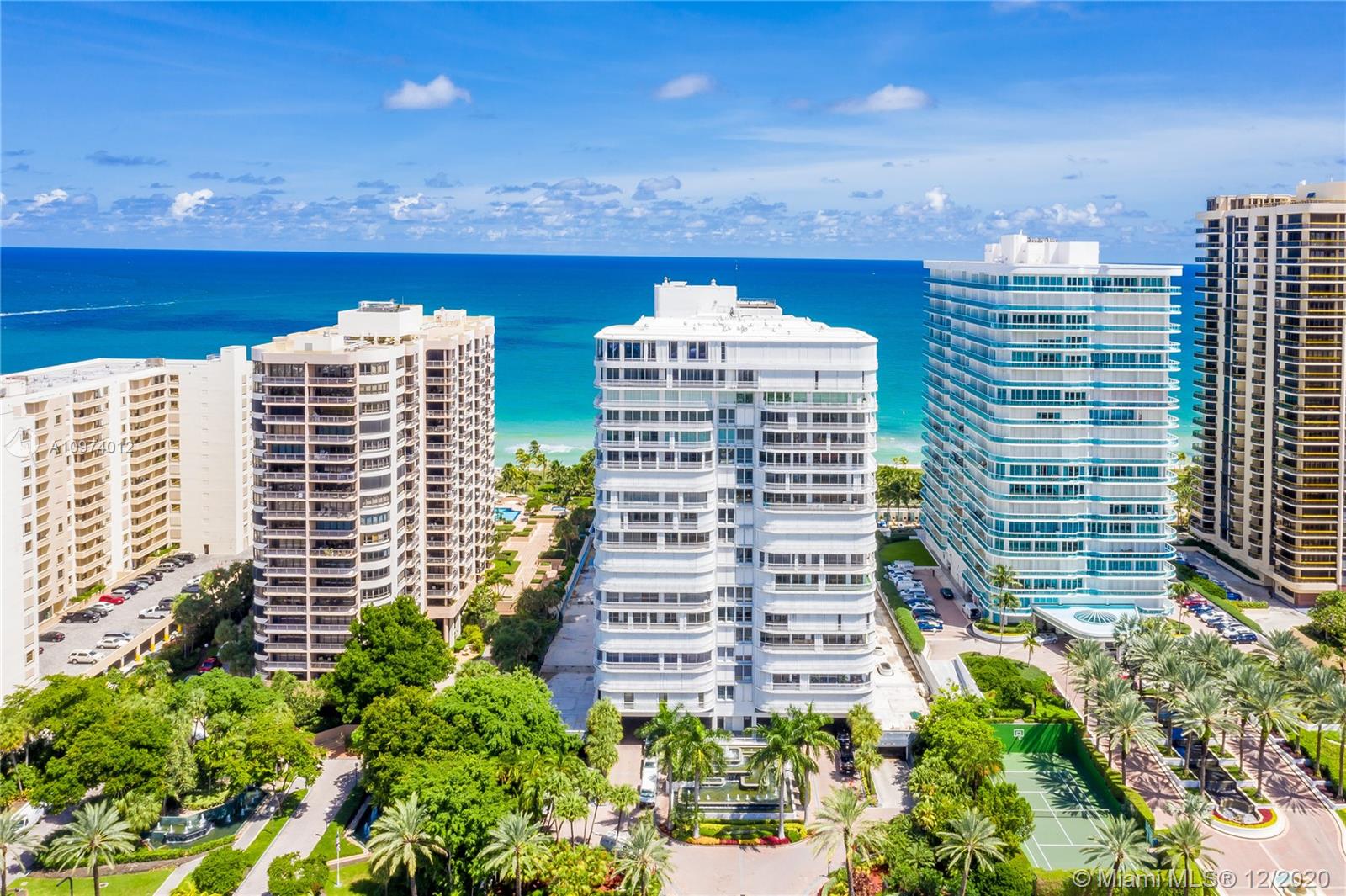 Bal Harbour, FL 33154,10155 Collins Ave #306