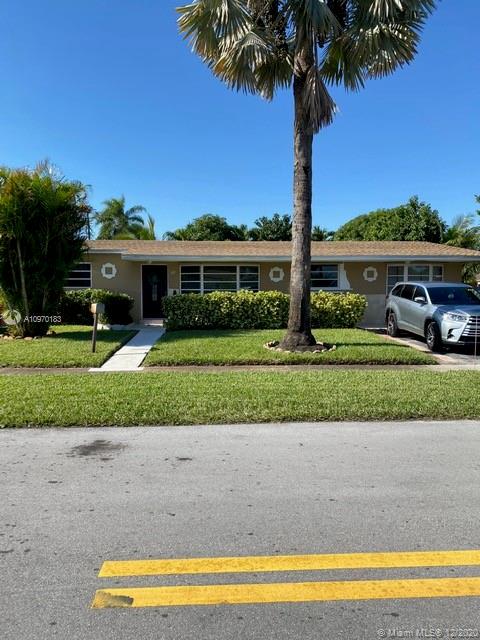 600 SW 67th Ter, Pembroke Pines, FL 33023