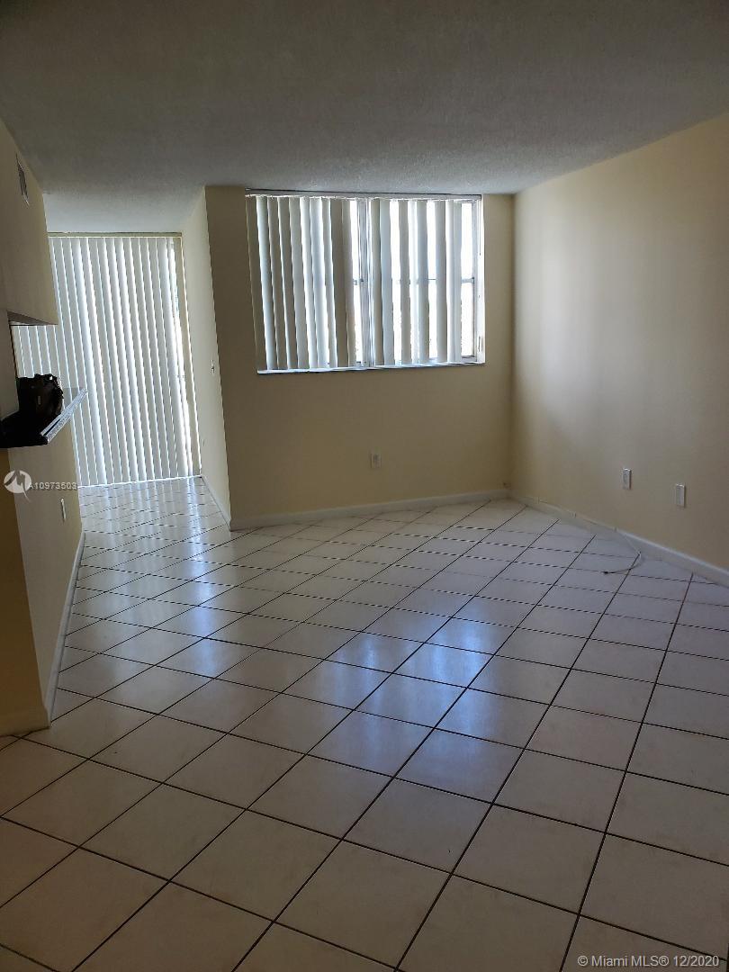 Miami, FL 33174,9431 SW 4 St #203-7