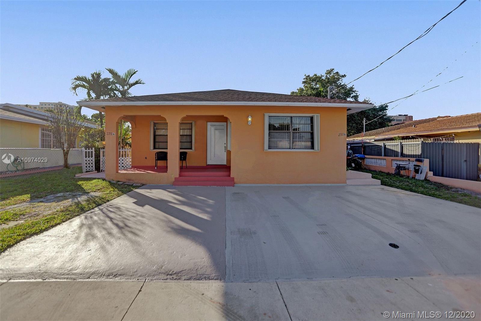 270 NW 40th Ct, Miami, FL 33126