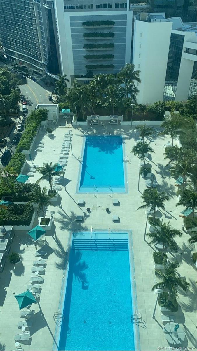 Miami, FL 33131,950 Brickell Bay Dr #2307