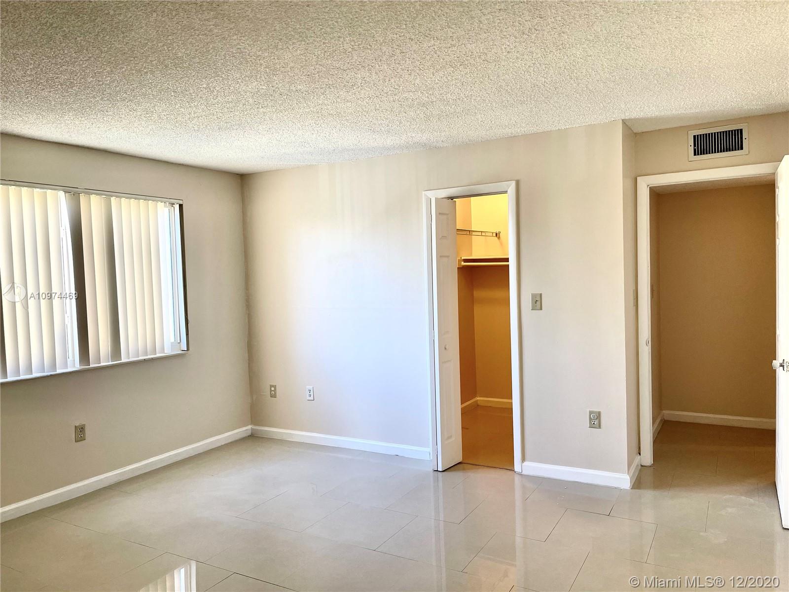 Hialeah, FL 33015,7000 NW 186th St #4-422