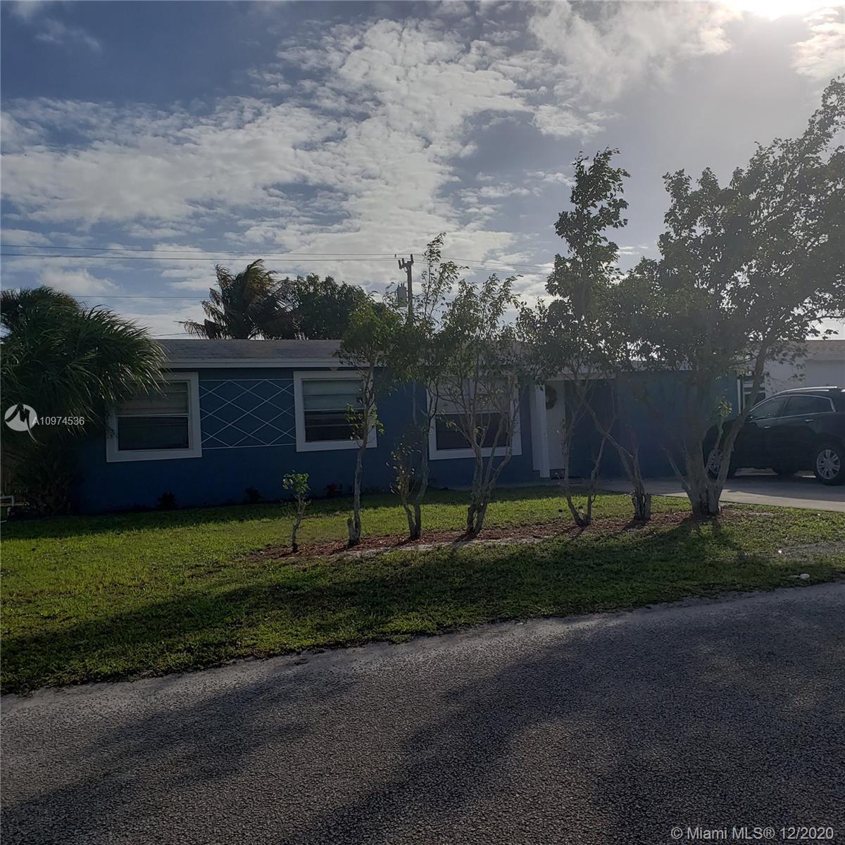 West Palm Beach, FL 33409,2104 Worthington Rd