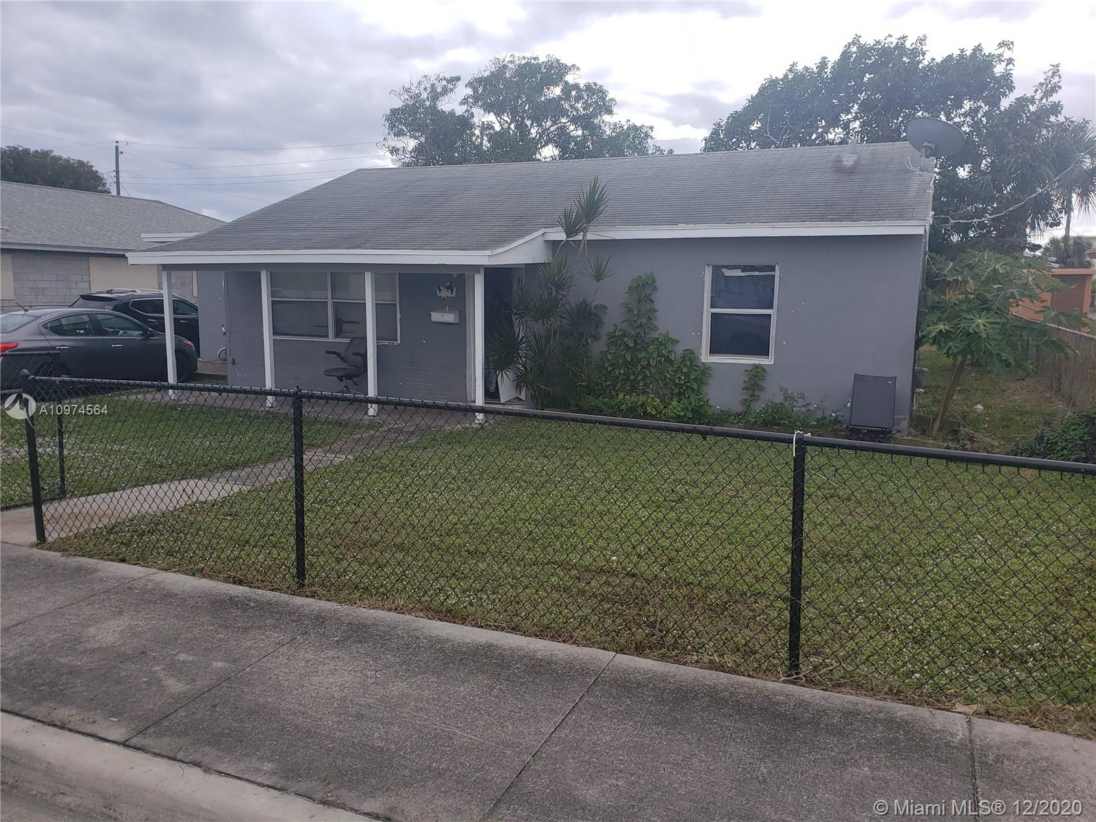 Riviera Beach, FL 33404,1417 W 32nd St