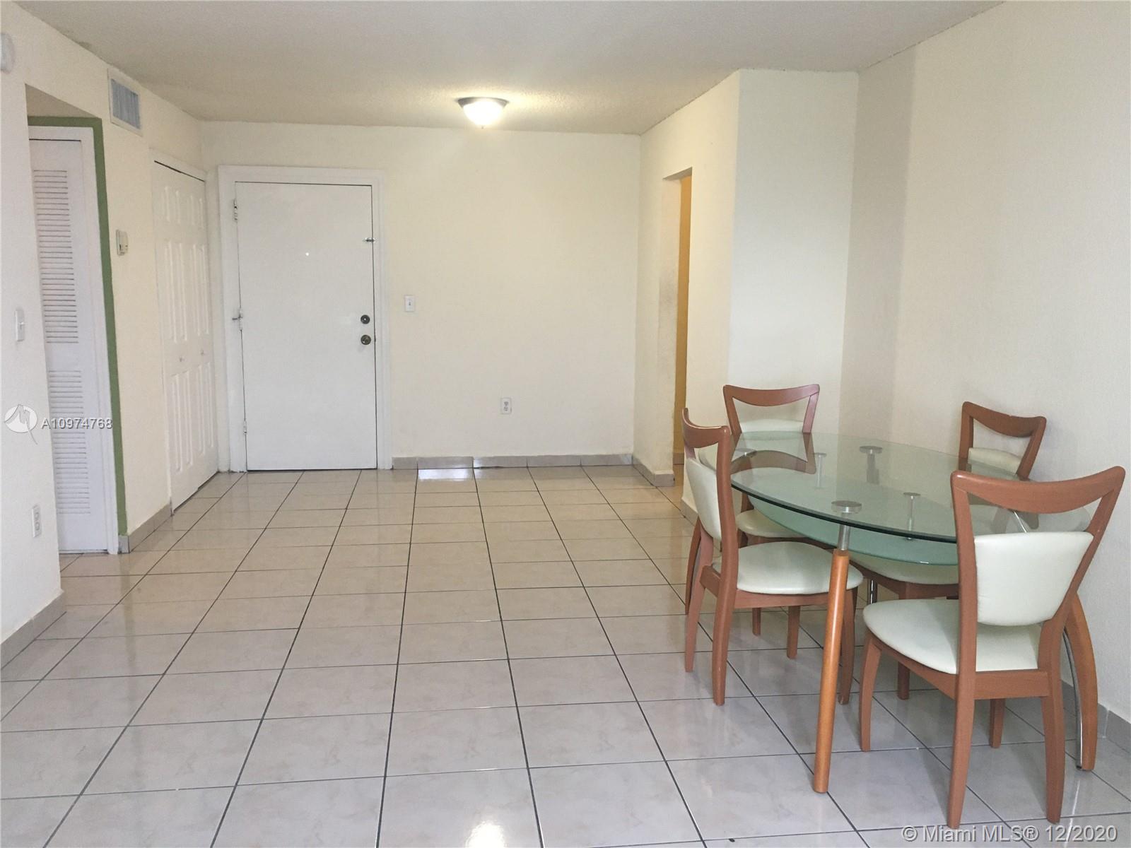 666 W 81st St #222, Hialeah, FL 33014