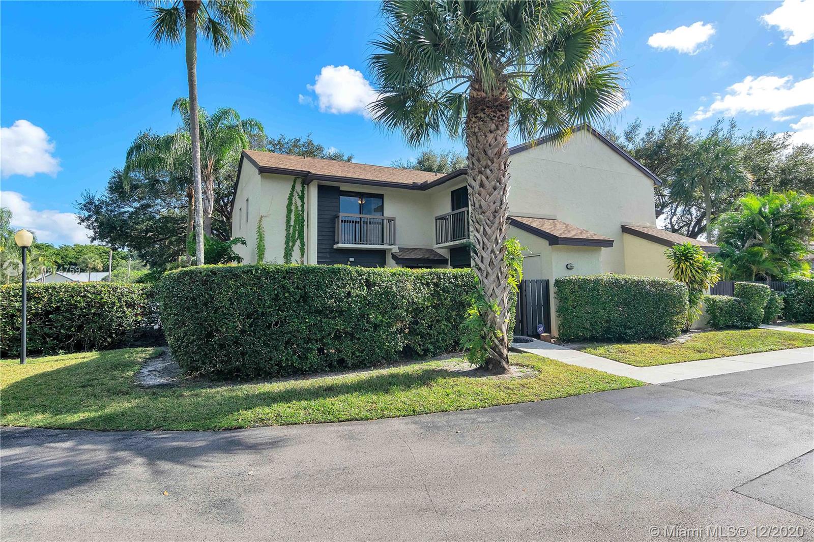 3651 Cocoplum Cir #3651, Coconut Creek, FL 33063