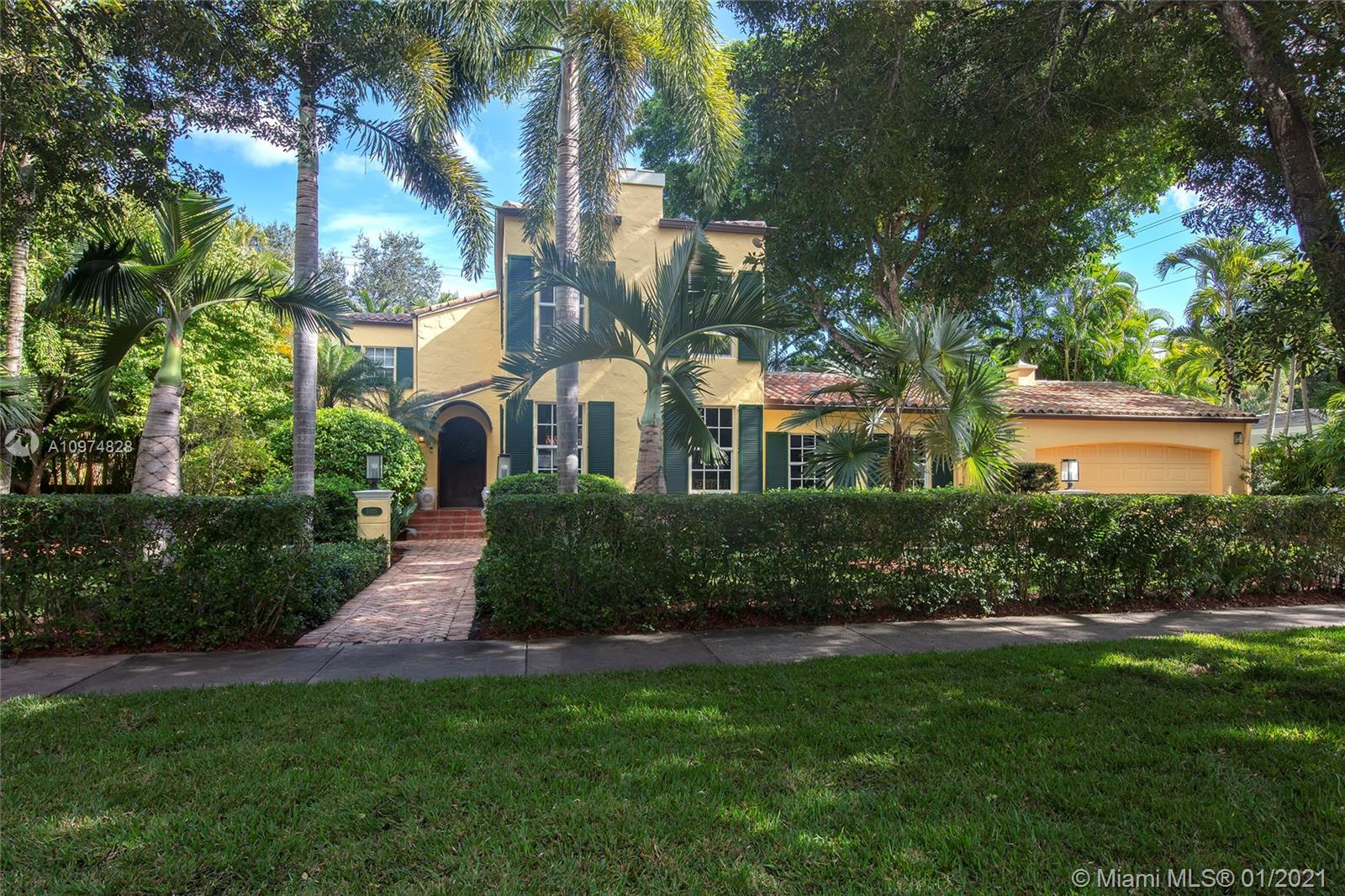 6925 Camarin St, Coral Gables, FL 33146