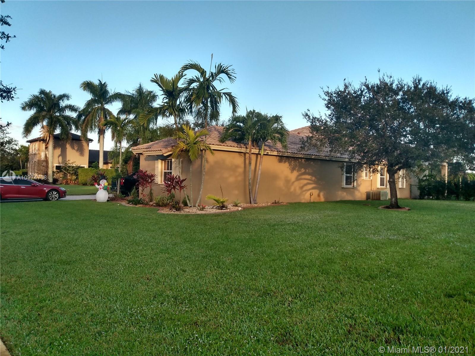 Photo 1 of 14101 33rd Ct in Davie - MLS A10974738