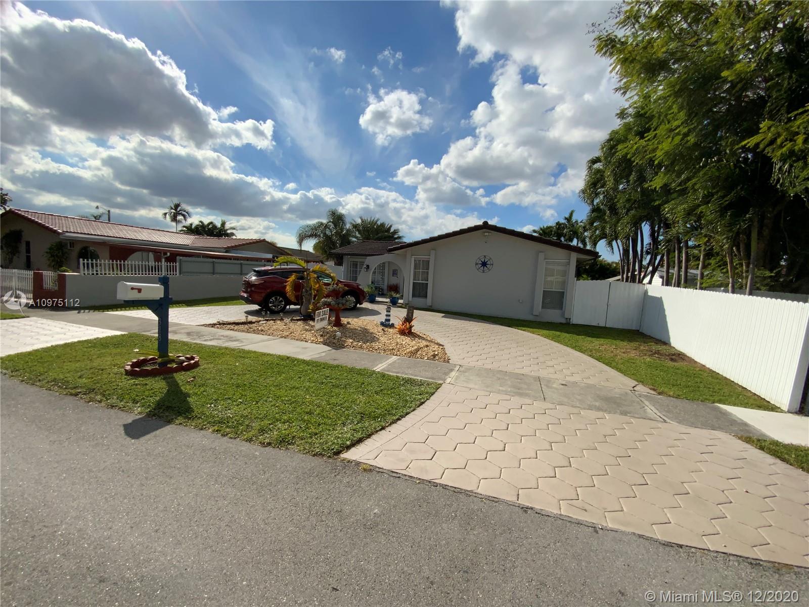 Sweetwater, FL 33174,318 SW 103rd Ct