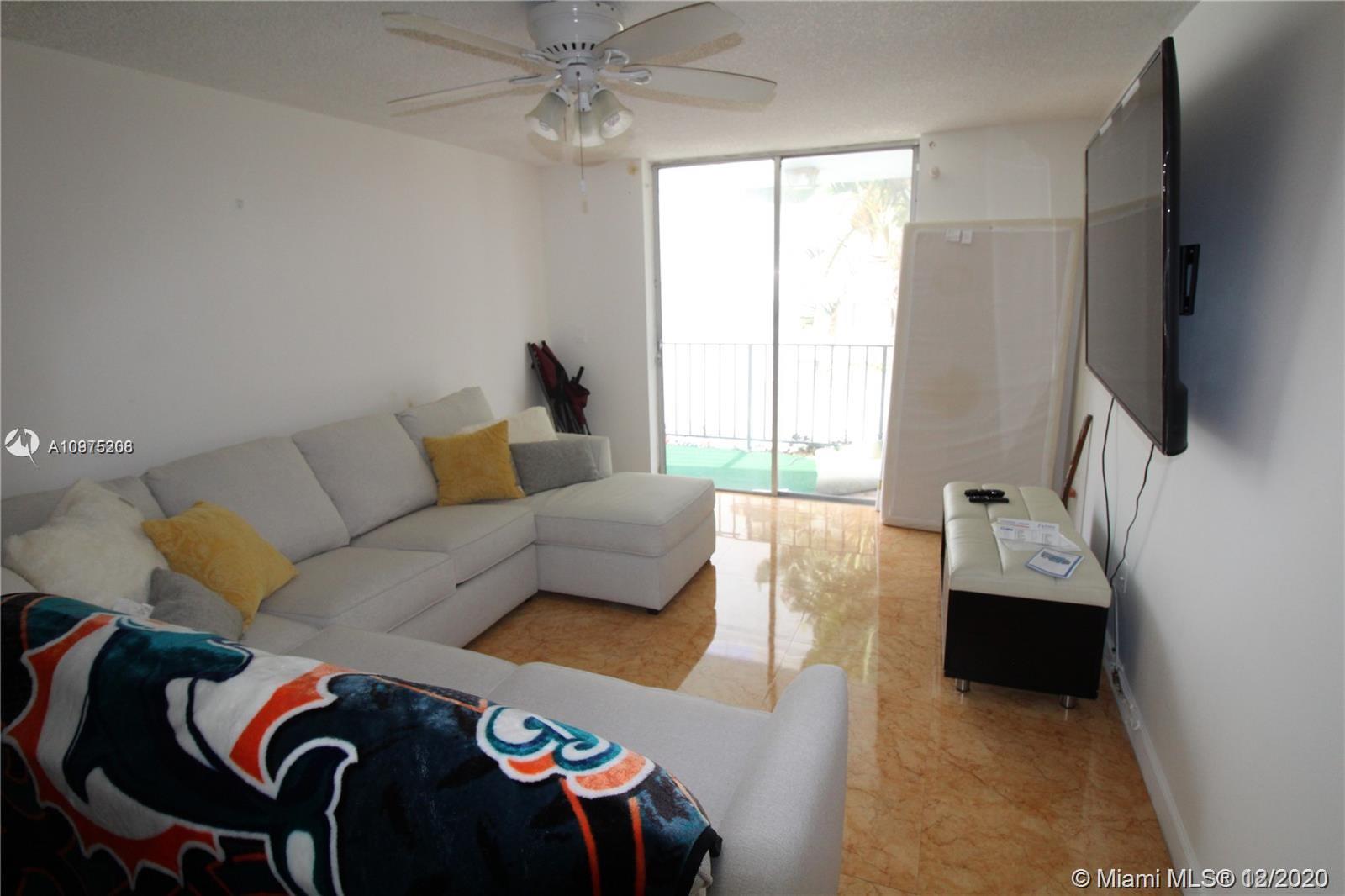 Miami Beach, FL 33139,720 Collins Ave #206