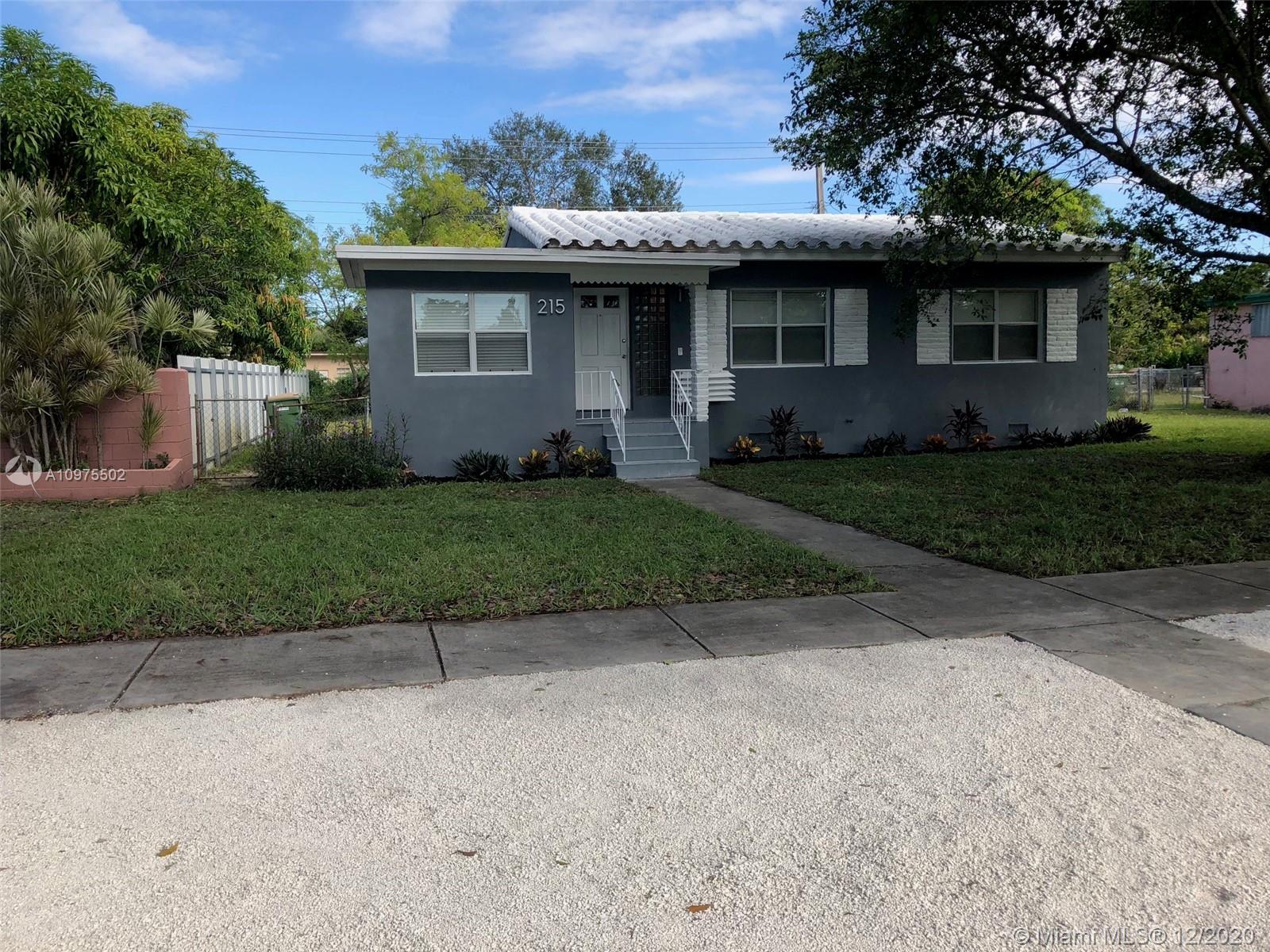 215 NW 126th St, North Miami, FL 33168