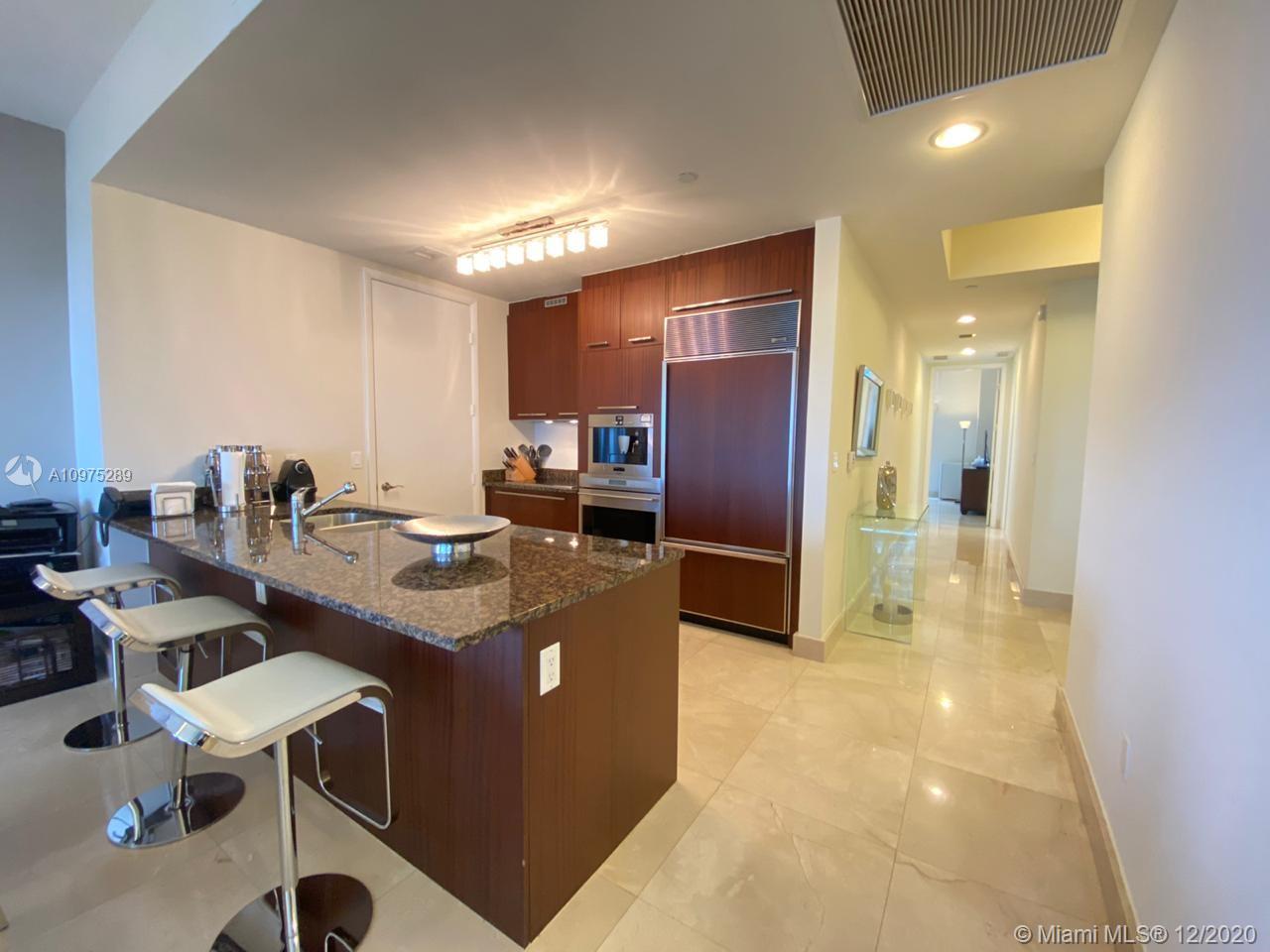 Sunny Isles Beach, FL 33160,15901 Collins Ave #702