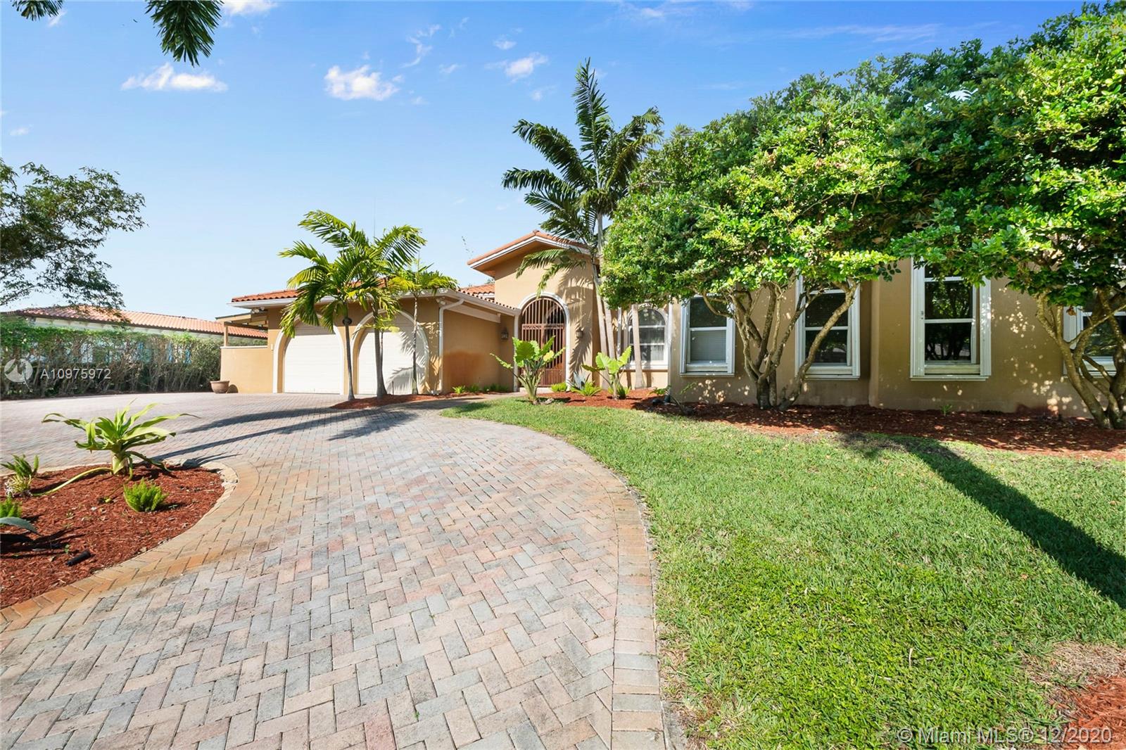 Palmetto Bay, FL 33157,8141 SW 180 St