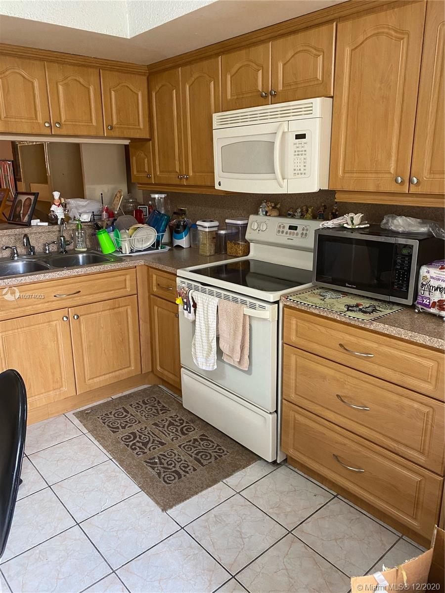 Hialeah, FL 33012,4190 W 9th Ln #47