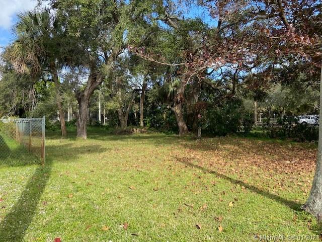 8 NW Nw Ct, Fort Lauderdale, FL 33311