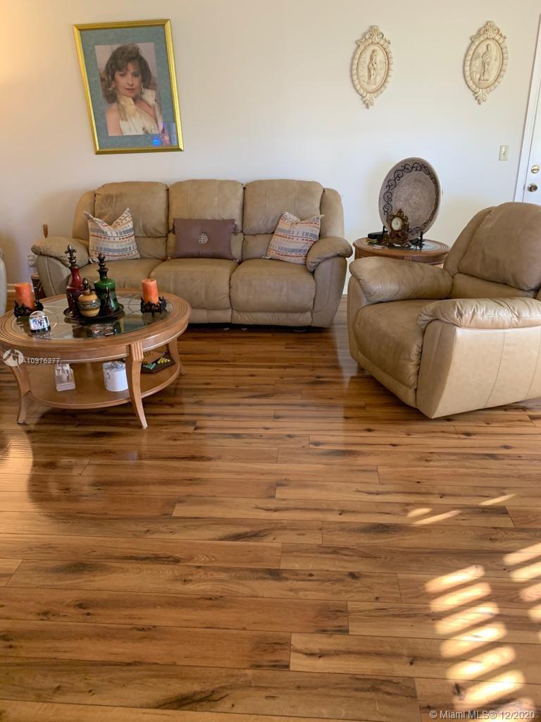 Stuart, FL 34997,570 SW South River Dr #207