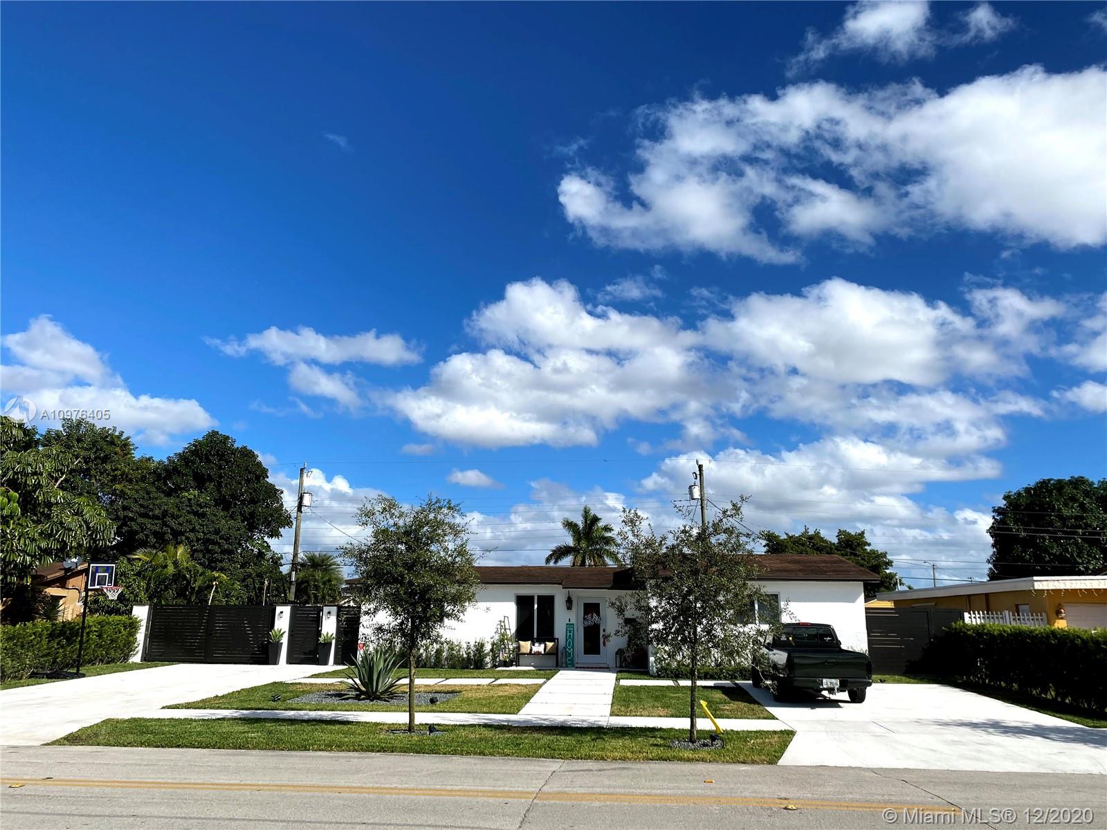 Hialeah, FL 33015,17671 NW 82nd Ct