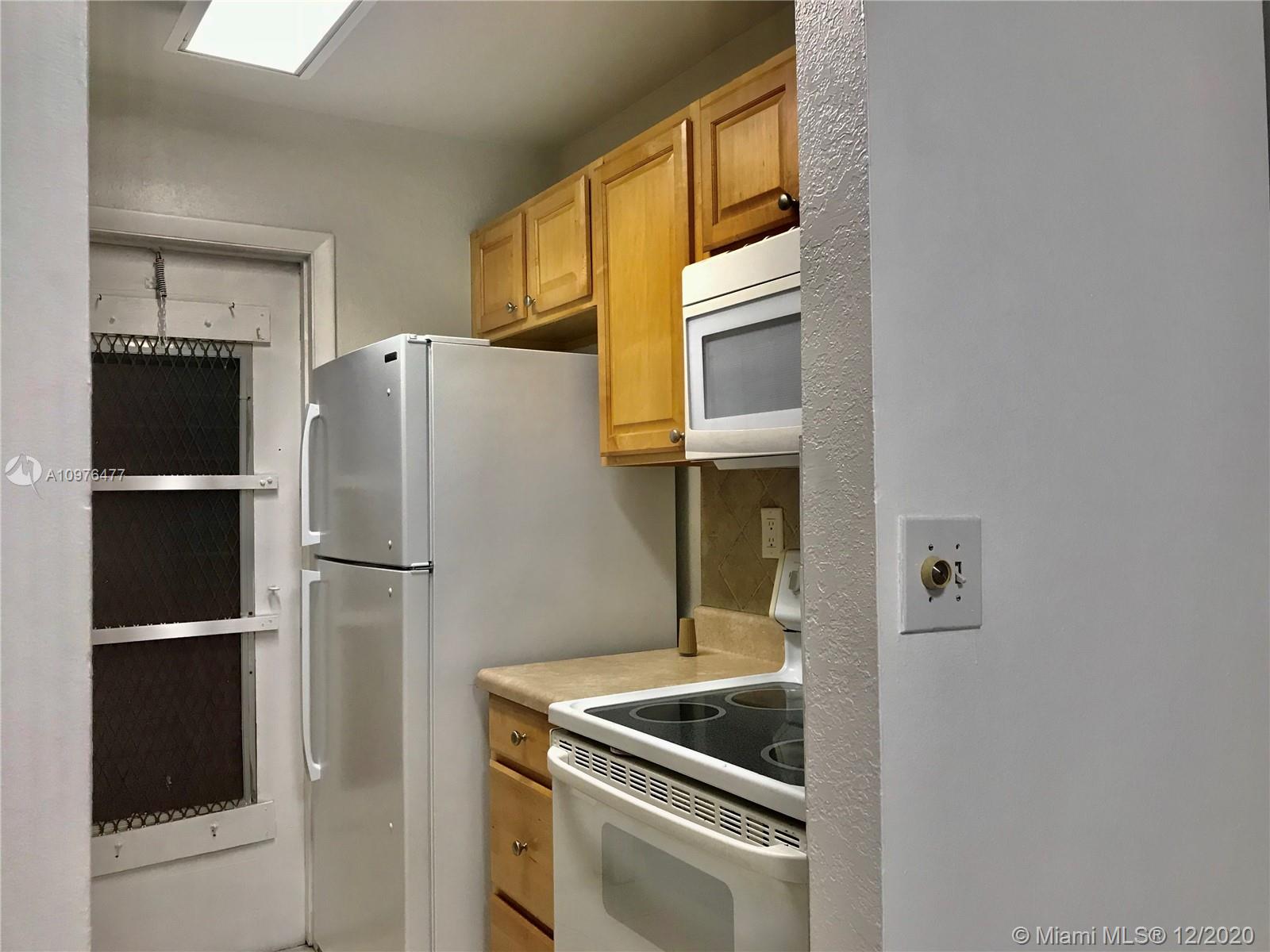 2530 Pierce St #107, Hollywood, FL 33020