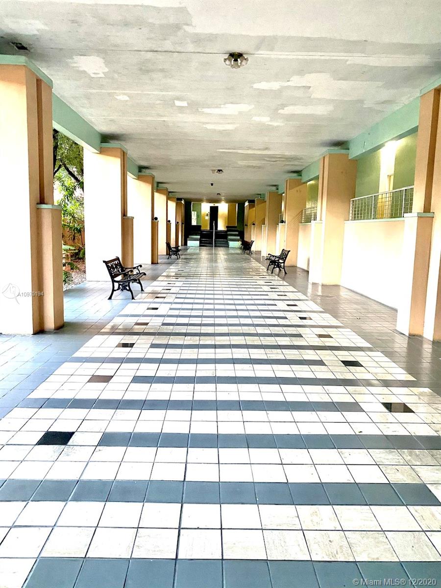 Hialeah, FL 33016,7400 W 20th Ave #407