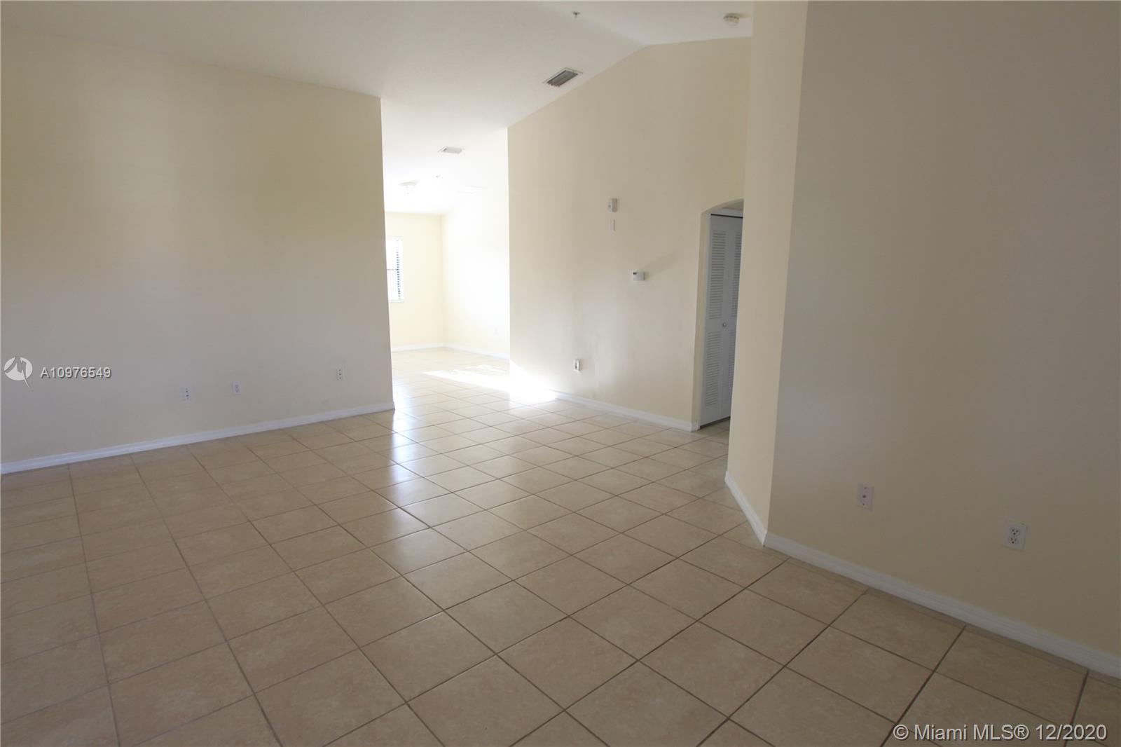 Cutler Bay, FL 33190,22841 SW 88 PL #304