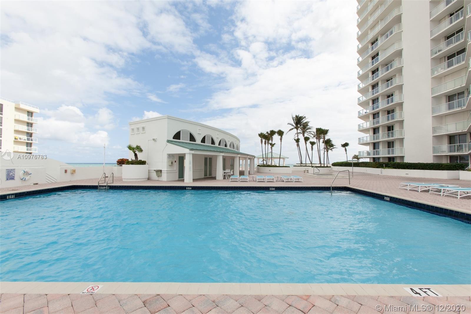 Sunny Isles Beach, FL 33160,16485 Collins Ave #2635