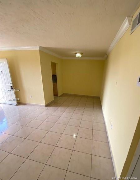 Hialeah, FL 33012,1655 W 44th Pl #432