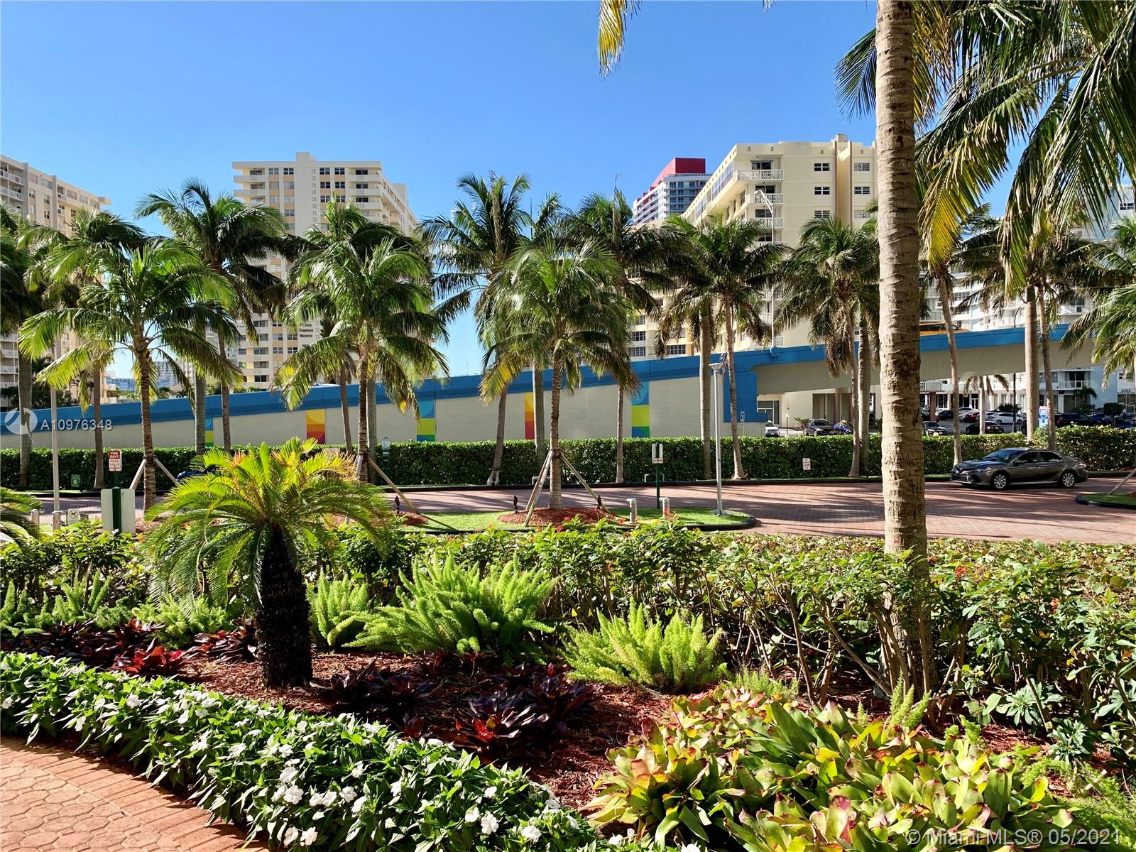 Hallandale Beach, FL 33009,1830 S Ocean Dr #2702