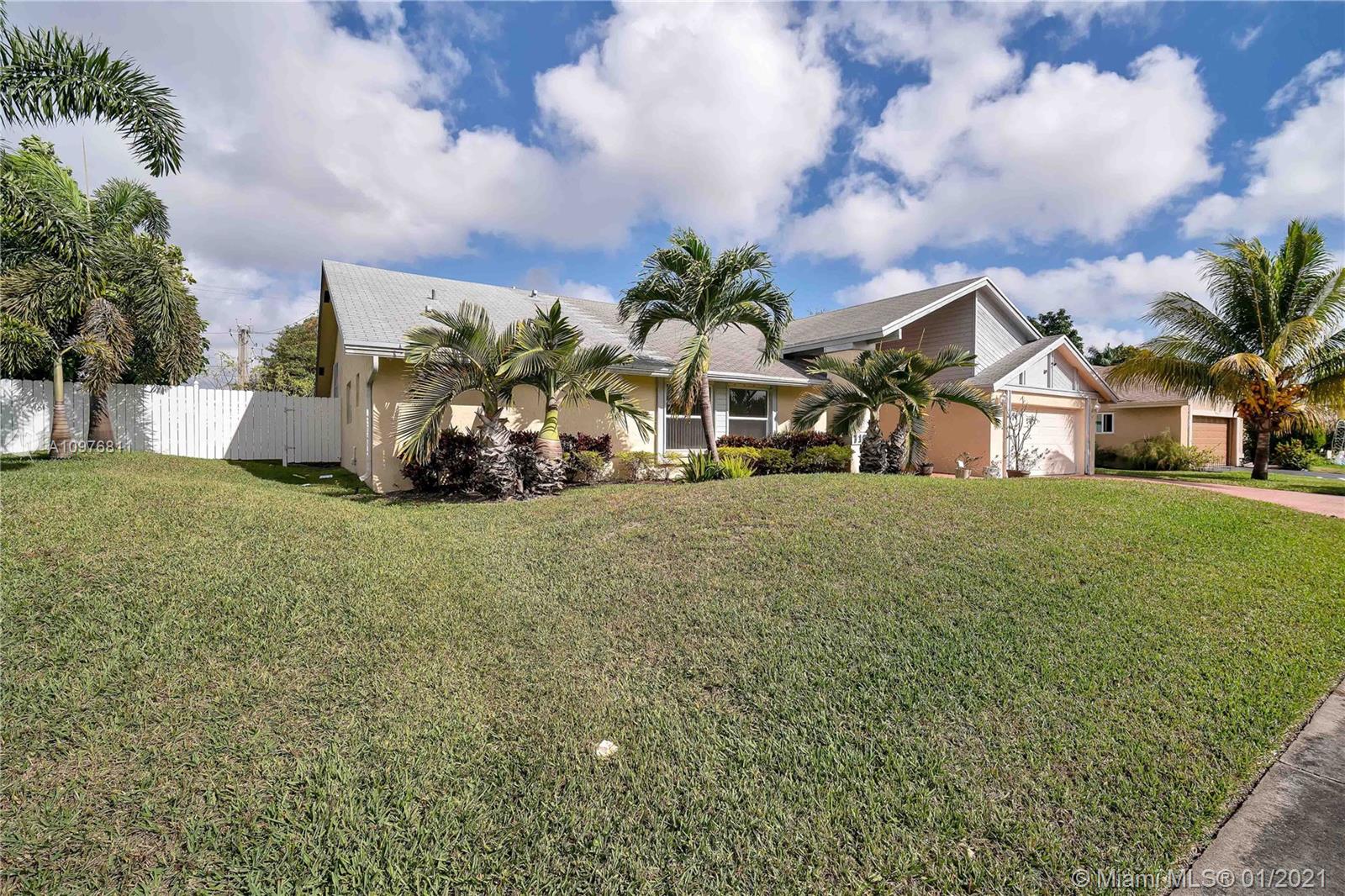 Lauderhill, FL 33319,7199 NW 49th Ct