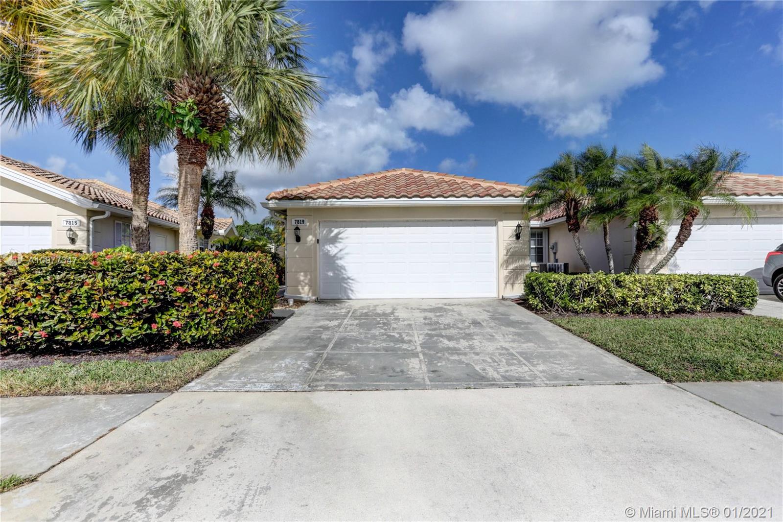 7819 SE Spicewood Cir #818, Hobe Sound, FL 33455