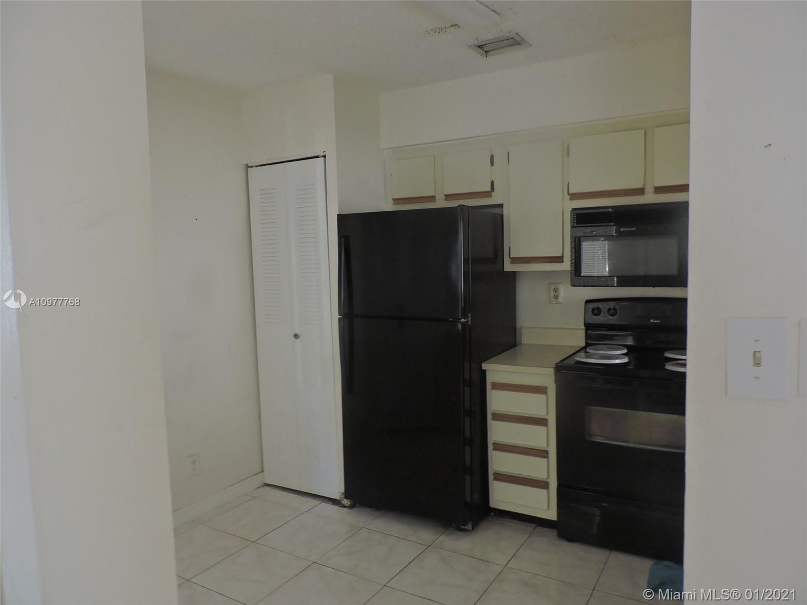 Miami, FL 33186,14054 SW 91st Ter #14054